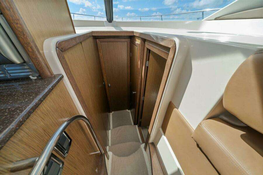 Gail s Storm IV 44ft Meridian Yacht For Sale