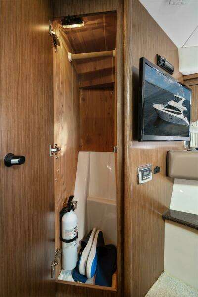 Gail s Storm IV 44ft Meridian Yacht For Sale