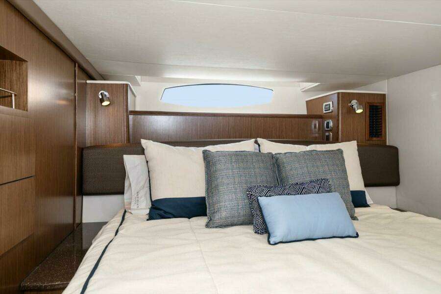 Gail s Storm IV 44ft Meridian Yacht For Sale
