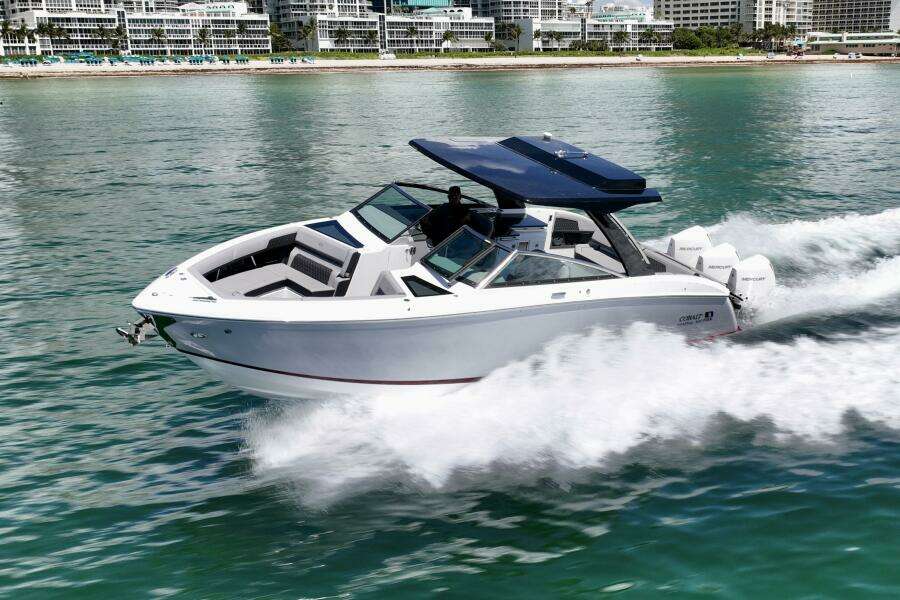 33ft Cobalt Yacht For Sale