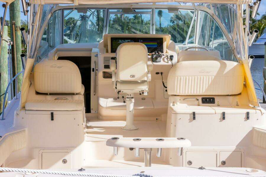 39ft Grady White Yacht For Sale
