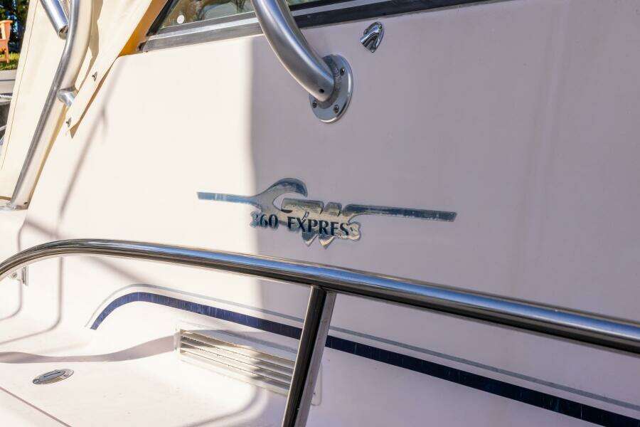 39ft Grady White Yacht For Sale