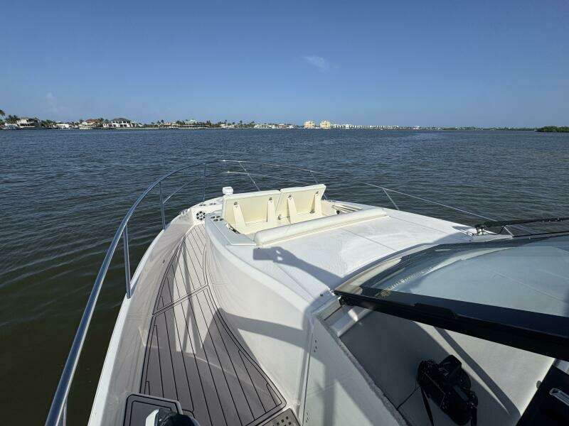 C Life 36ft Regal Yacht For Sale
