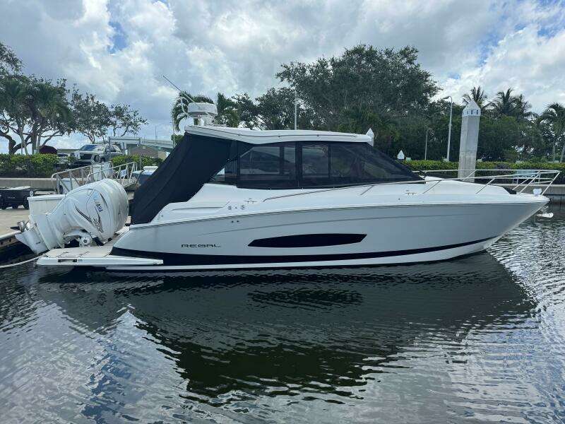 2021 Regal 36 XO C LIFE