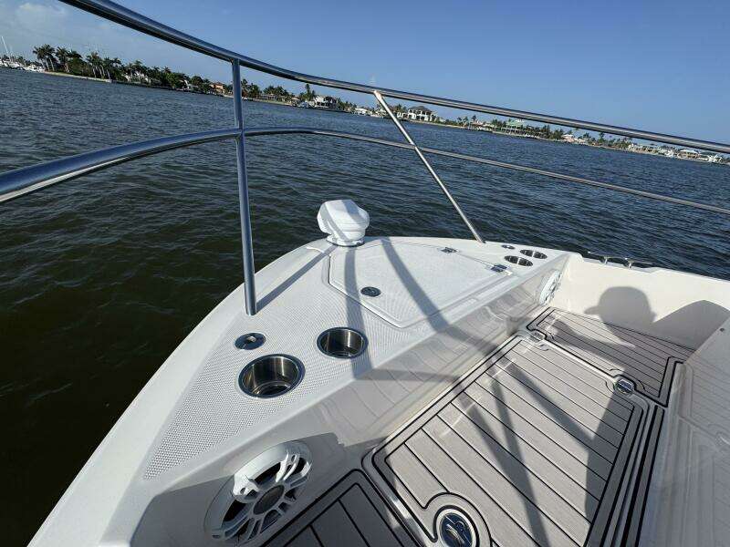 C Life 36ft Regal Yacht For Sale