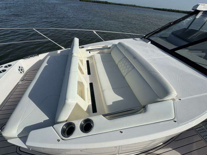 C Life 36ft Regal Yacht For Sale