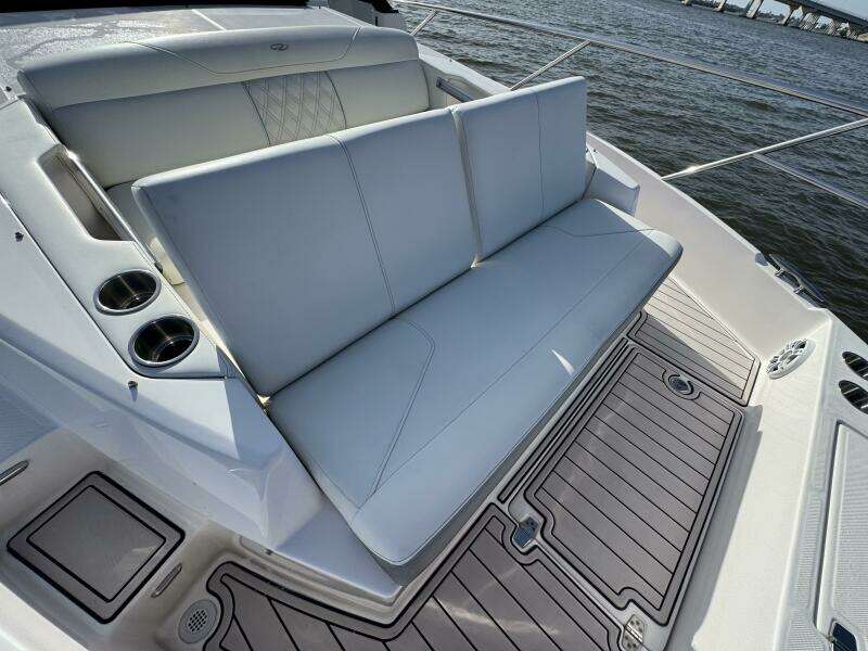C Life 36ft Regal Yacht For Sale