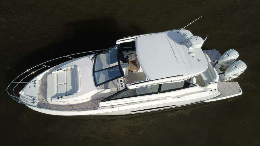 C Life 36ft Regal Yacht For Sale