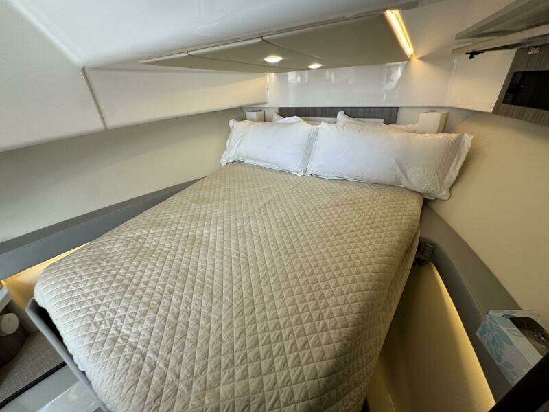 C Life 36ft Regal Yacht For Sale