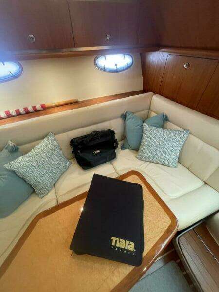Vanish 32ft Tiara Yachts Yacht For Sale