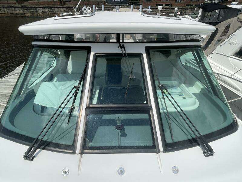 Vanish 32ft Tiara Yachts Yacht For Sale