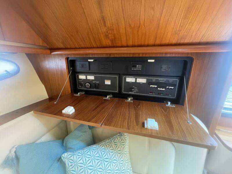 Vanish 32ft Tiara Yachts Yacht For Sale