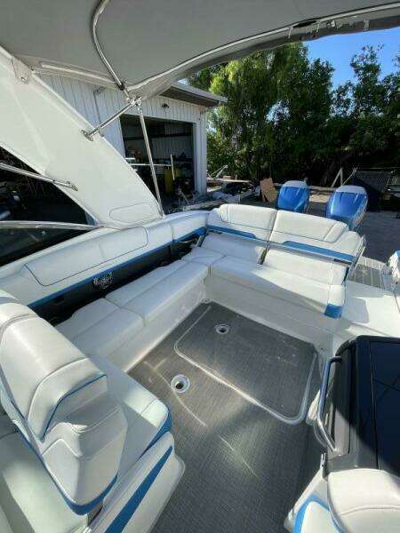 31ft Formula Yacht For Sale
