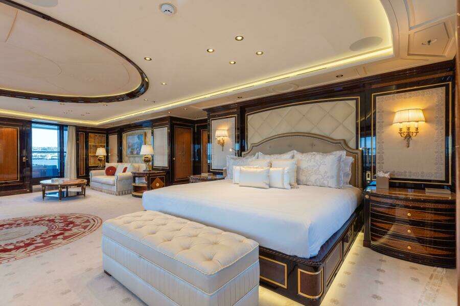 Owner's Stateroom Looking Aft To Starboard 