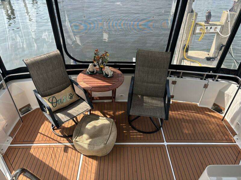 44ft Carver Yacht For Sale