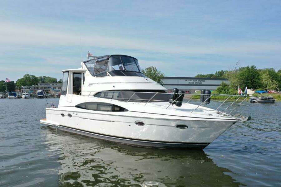 44ft Carver Yacht For Sale