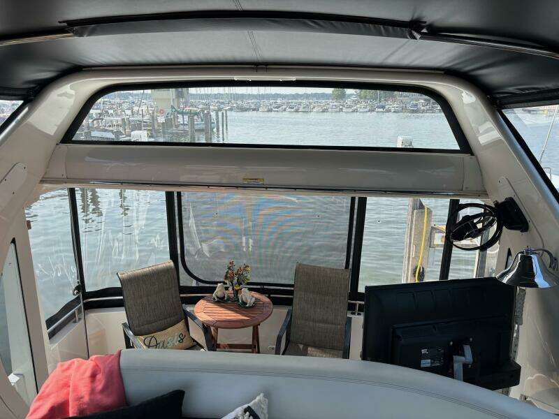 44ft Carver Yacht For Sale