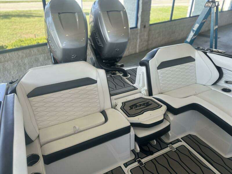 32ft Sunsation Yacht For Sale