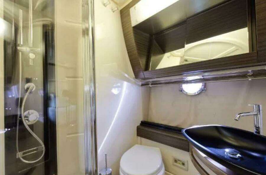 Sky One 55ft Azimut Yacht For Sale