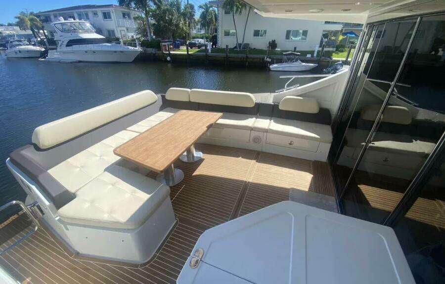 Sky One 55ft Azimut Yacht For Sale