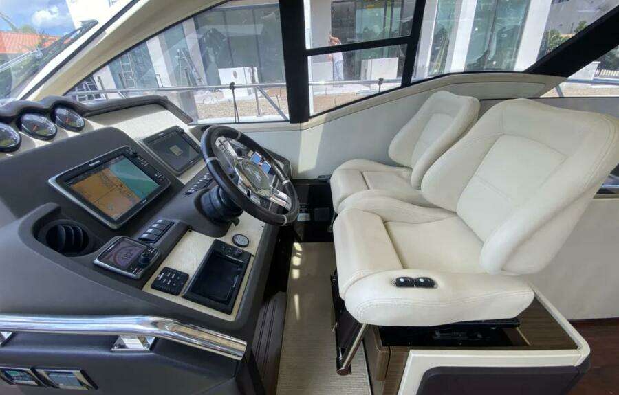Sky One 55ft Azimut Yacht For Sale