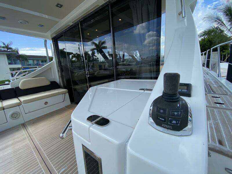 55ft Azimut Yacht For Sale