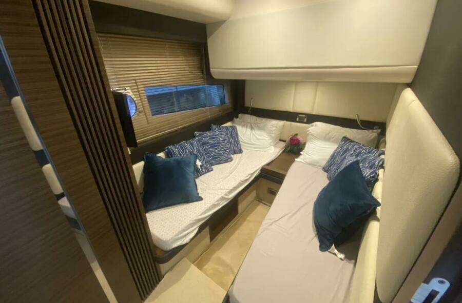 Sky One 55ft Azimut Yacht For Sale