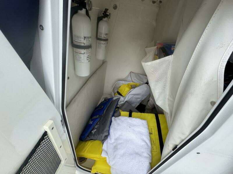 23ft Sea Hunt Yacht For Sale