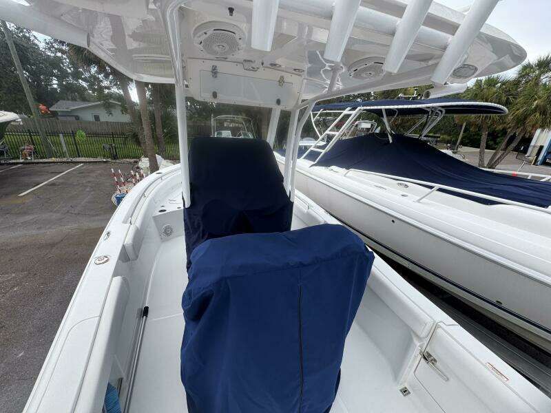 23ft Sea Hunt Yacht For Sale