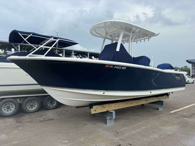 23ft Sea Hunt Yacht For Sale