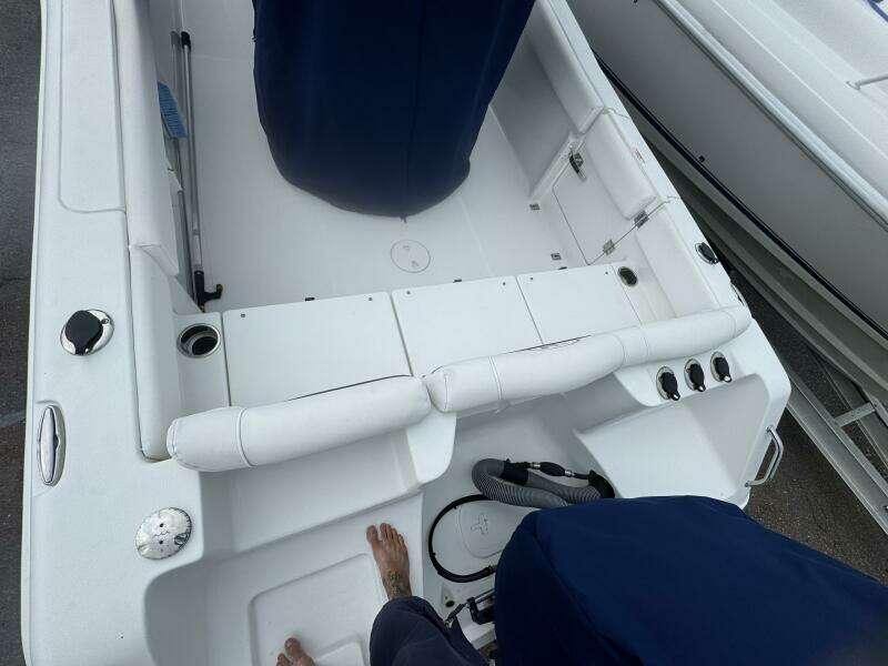 23ft Sea Hunt Yacht For Sale