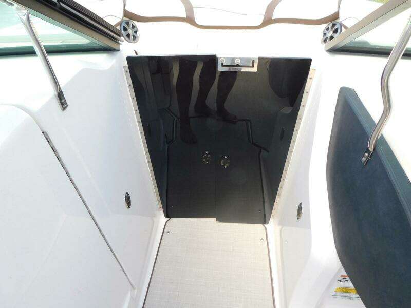 23ft Regal Yacht For Sale