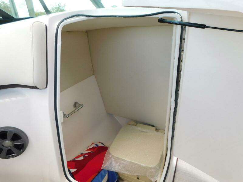 23ft Regal Yacht For Sale