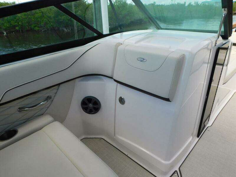 23ft Regal Yacht For Sale