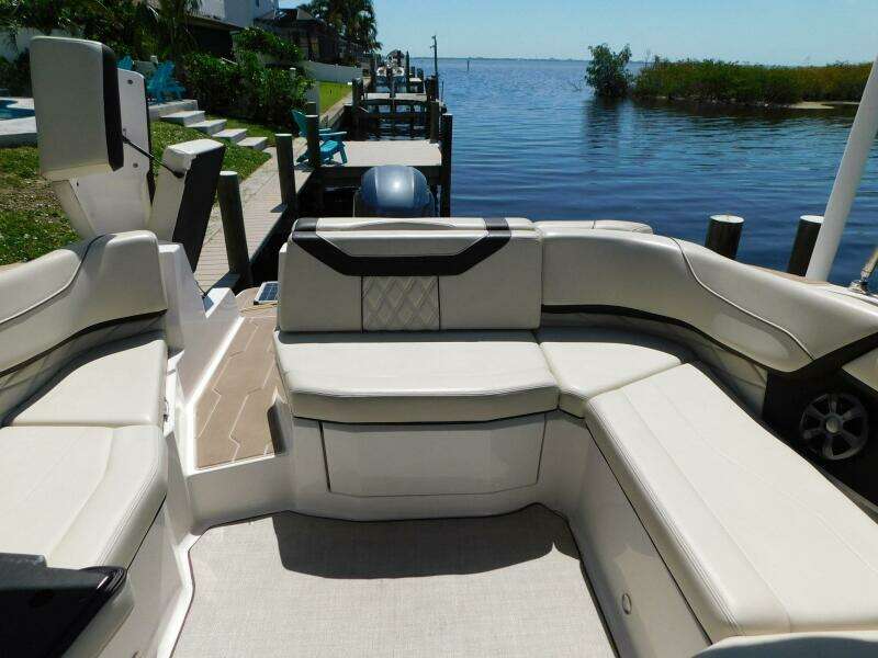 23ft Regal Yacht For Sale