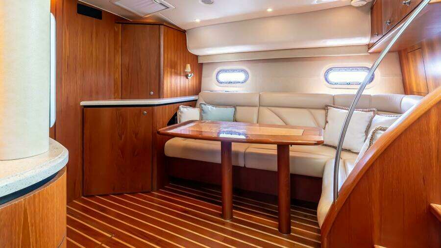 43ft Tiara Yachts Yacht For Sale
