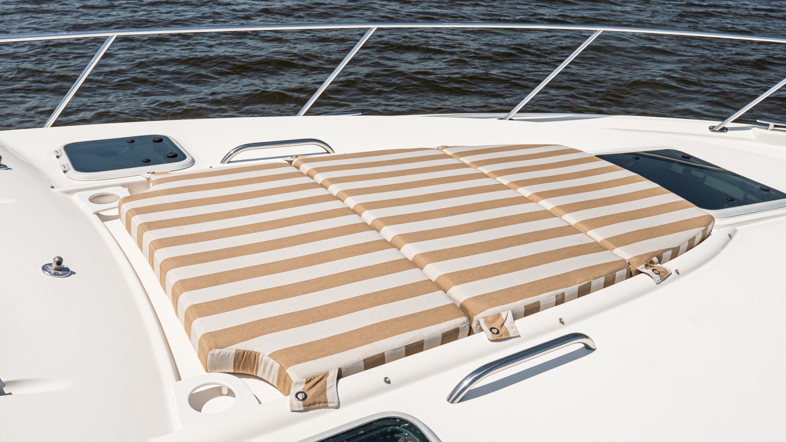 2007 Tiara Yachts 4300 Sovran