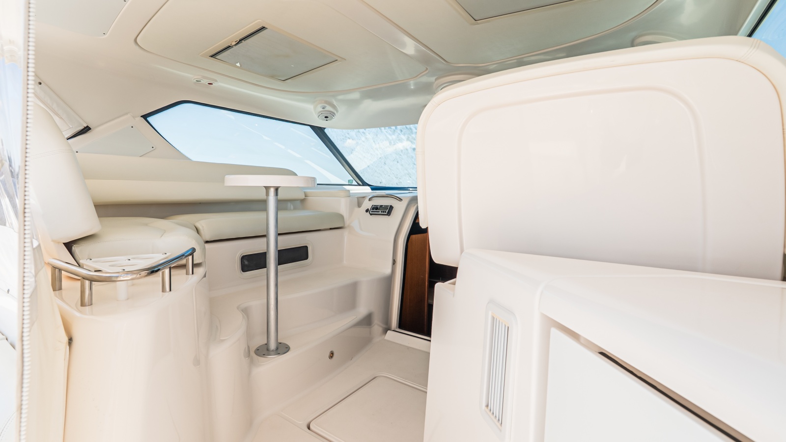2007 Tiara Yachts 4300 Sovran