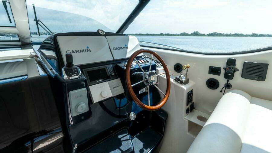 43ft Tiara Yachts Yacht For Sale