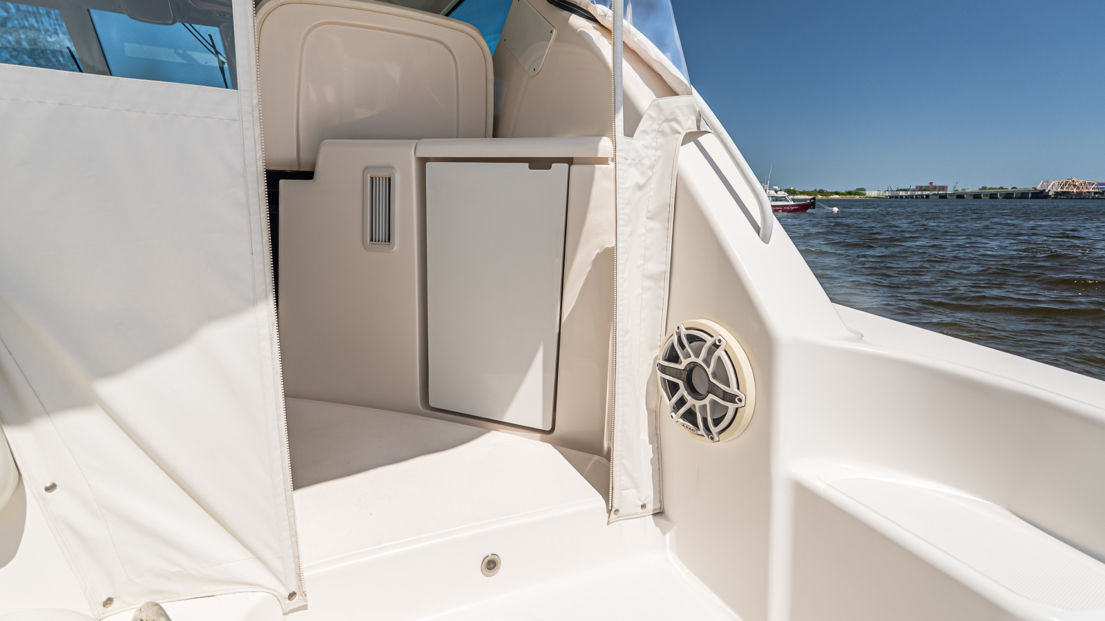 2007 Tiara Yachts 4300 Sovran