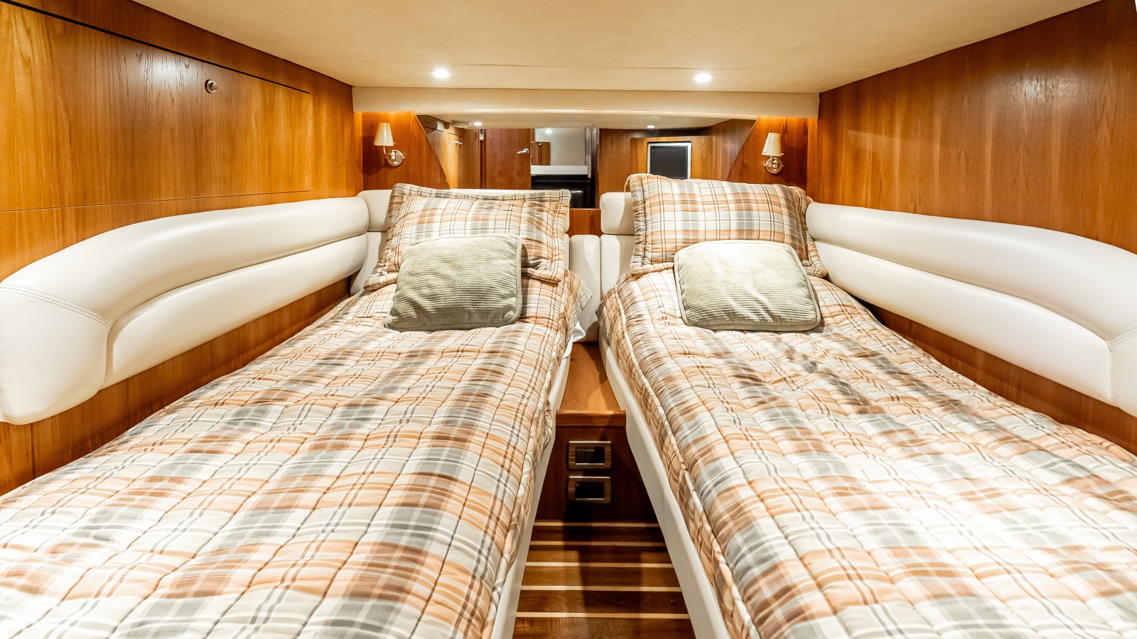 2007 Tiara Yachts 4300 Sovran