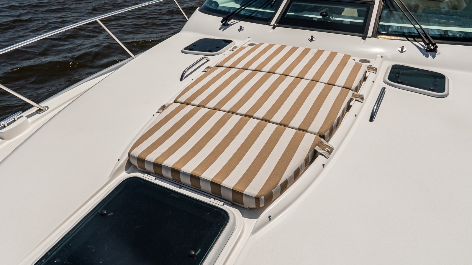 2007 Tiara Yachts 4300 Sovran