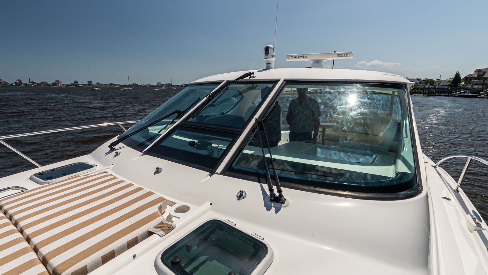 2007 Tiara Yachts 4300 Sovran