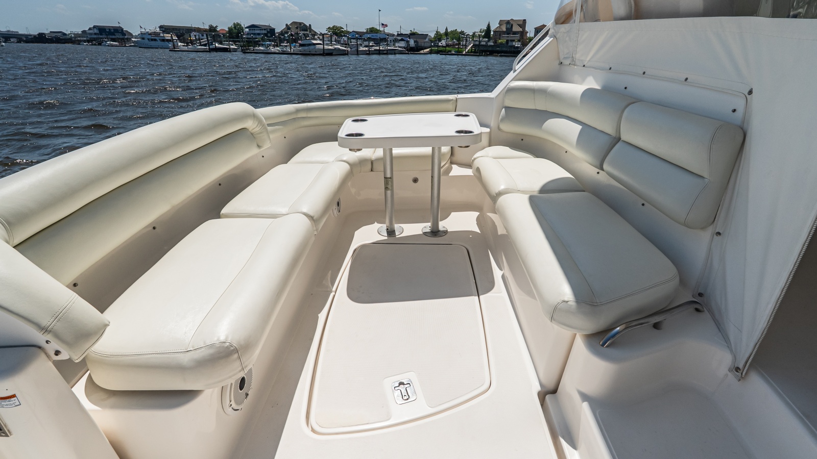 2007 Tiara Yachts 4300 Sovran