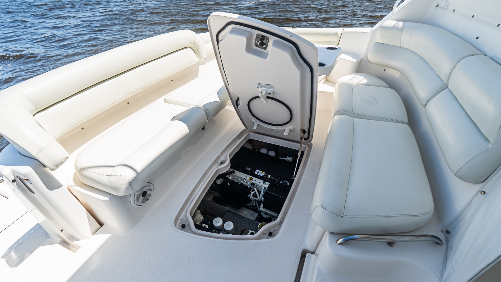 2007 Tiara Yachts 4300 Sovran