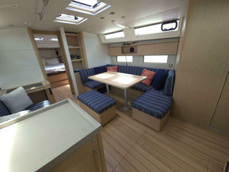 OFF PISTE 46ft Beneteau Yacht For Sale