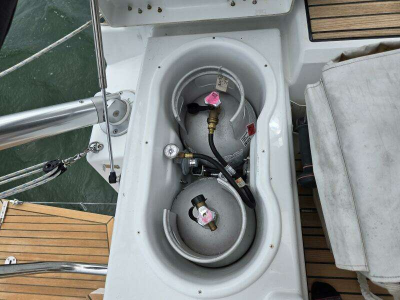 OFF PISTE 46ft Beneteau Yacht For Sale