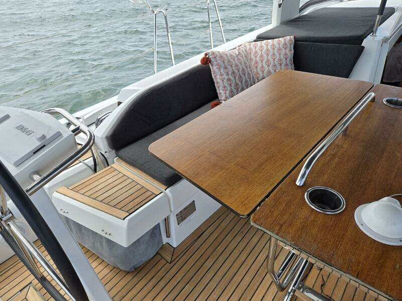 OFF PISTE 46ft Beneteau Yacht For Sale