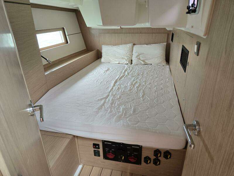 OFF PISTE 46ft Beneteau Yacht For Sale