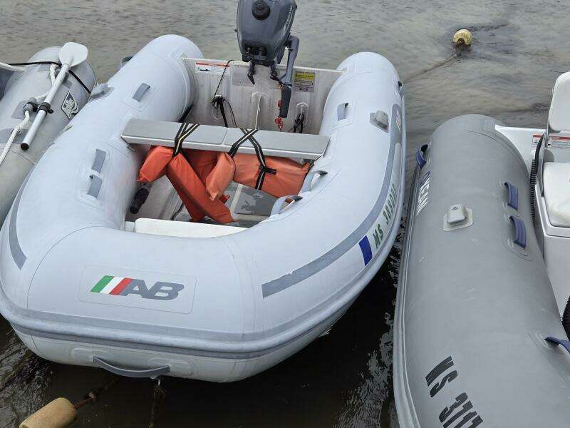 OFF PISTE 46ft Beneteau Yacht For Sale